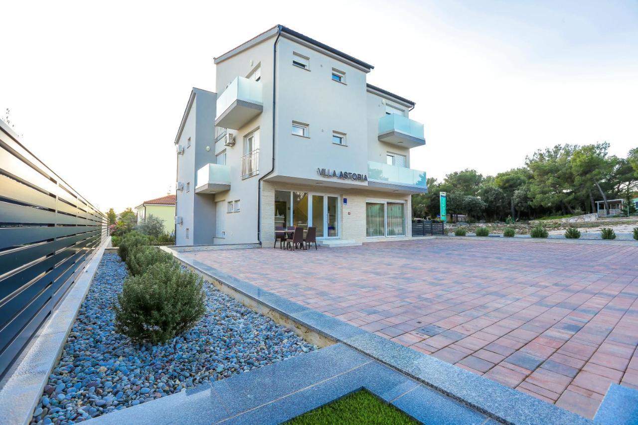 Villa Astoria Биоград-на-Мору Экстерьер фото
