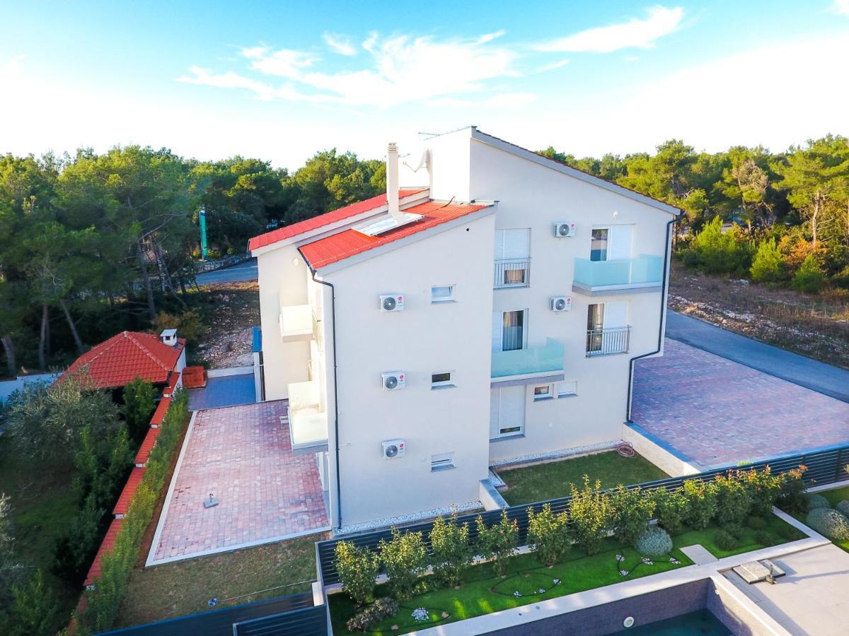 Villa Astoria Биоград-на-Мору Экстерьер фото